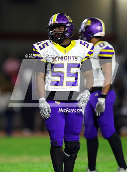 Thumbnail 2 in Lynwood vs. Compton Early College photogallery.