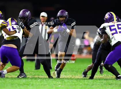 Thumbnail 3 in Lynwood vs. Compton Early College photogallery.