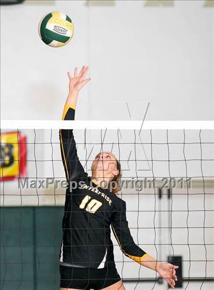 Thumbnail 1 in Enterprise vs. Foothill (CIF NS D3 Final) photogallery.