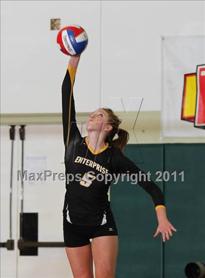 Thumbnail 3 in Enterprise vs. Foothill (CIF NS D3 Final) photogallery.