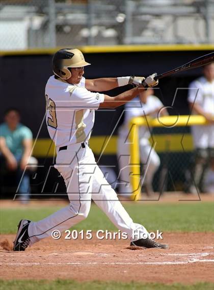 Thumbnail 2 in Douglas vs. Flowing Wells (Panther Invitational) photogallery.