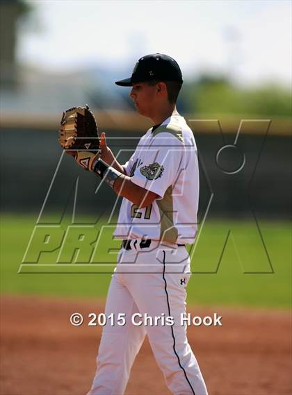 Thumbnail 3 in Douglas vs. Flowing Wells (Panther Invitational) photogallery.