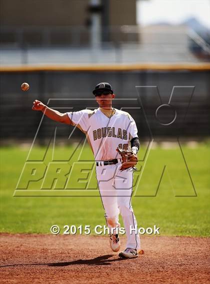 Thumbnail 1 in Douglas vs. Flowing Wells (Panther Invitational) photogallery.