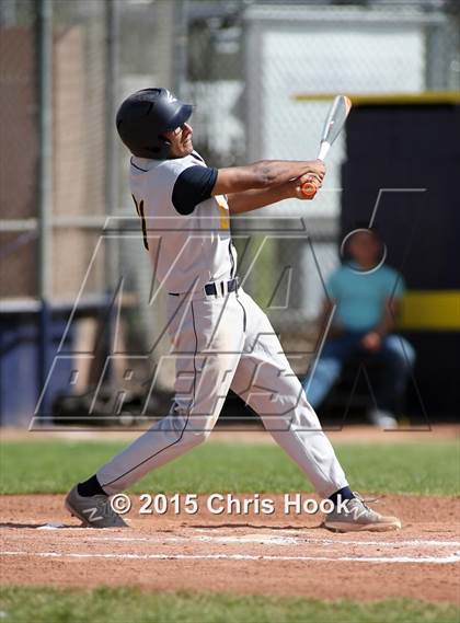 Thumbnail 1 in Douglas vs. Flowing Wells (Panther Invitational) photogallery.