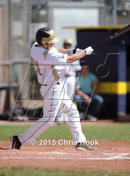 Thumbnail 2 in Douglas vs. Flowing Wells (Panther Invitational) photogallery.