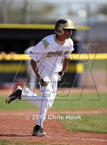 Thumbnail 3 in Douglas vs. Flowing Wells (Panther Invitational) photogallery.