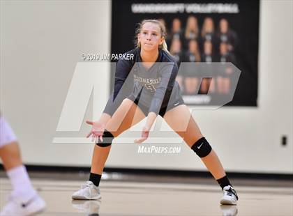 Thumbnail 1 in Rouse @ Vandegrift photogallery.
