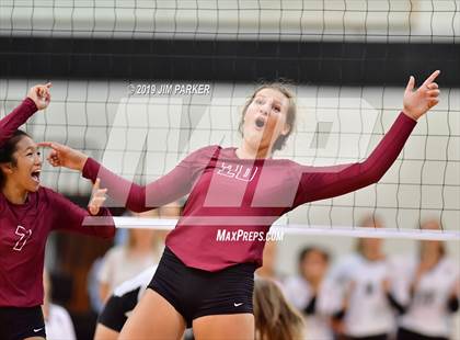 Thumbnail 2 in Rouse @ Vandegrift photogallery.