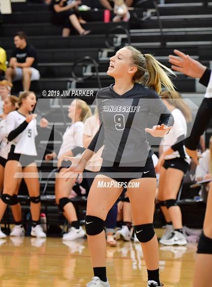 Thumbnail 3 in Rouse @ Vandegrift photogallery.
