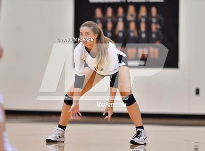 Thumbnail 1 in Rouse @ Vandegrift photogallery.