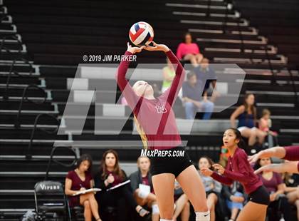 Thumbnail 3 in Rouse @ Vandegrift photogallery.