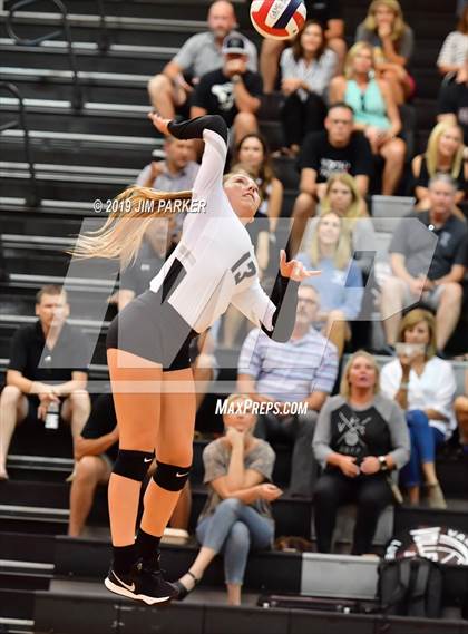 Thumbnail 2 in Rouse @ Vandegrift photogallery.