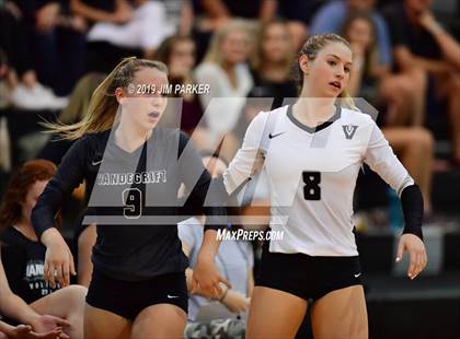 Thumbnail 1 in Rouse @ Vandegrift photogallery.