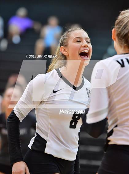 Thumbnail 3 in Rouse @ Vandegrift photogallery.