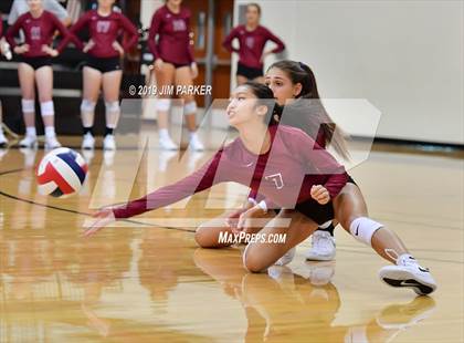 Thumbnail 3 in Rouse @ Vandegrift photogallery.