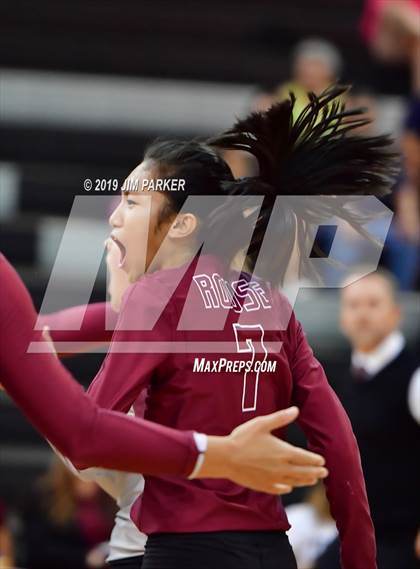 Thumbnail 3 in Rouse @ Vandegrift photogallery.