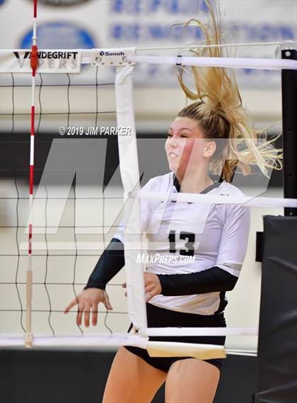 Thumbnail 1 in Rouse @ Vandegrift photogallery.
