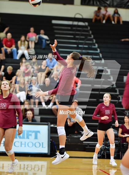 Thumbnail 2 in Rouse @ Vandegrift photogallery.