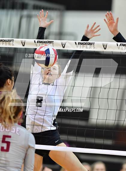 Thumbnail 2 in Rouse @ Vandegrift photogallery.