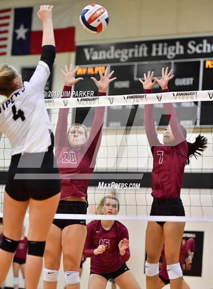 Thumbnail 3 in Rouse @ Vandegrift photogallery.