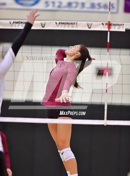 Thumbnail 3 in Rouse @ Vandegrift photogallery.