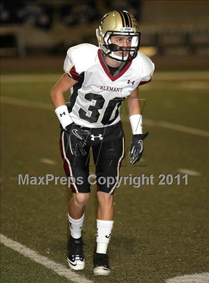 Thumbnail 2 in Loyola vs. Alemany photogallery.