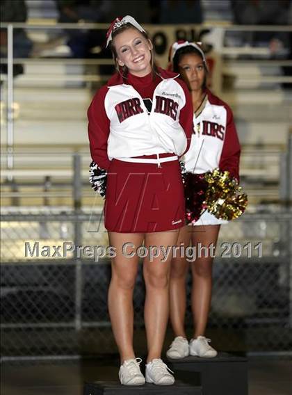 Thumbnail 1 in Loyola vs. Alemany photogallery.