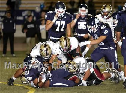 Thumbnail 3 in Loyola vs. Alemany photogallery.
