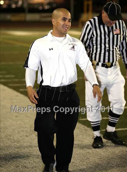 Thumbnail 2 in Loyola vs. Alemany photogallery.