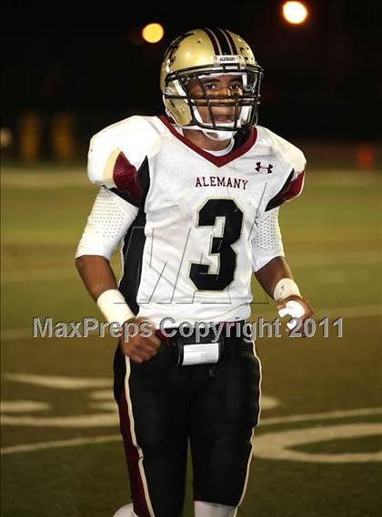 Thumbnail 3 in Loyola vs. Alemany photogallery.