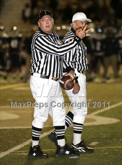 Thumbnail 1 in Loyola vs. Alemany photogallery.
