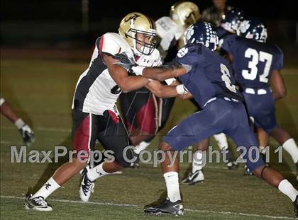 Thumbnail 2 in Loyola vs. Alemany photogallery.