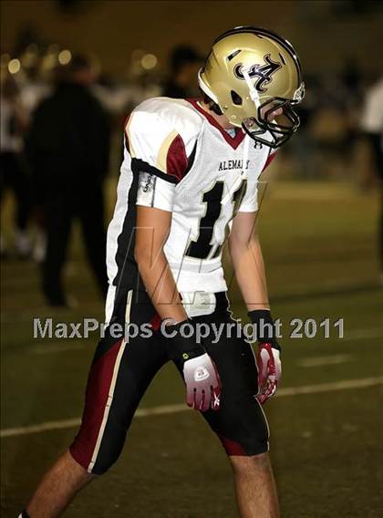 Thumbnail 1 in Loyola vs. Alemany photogallery.