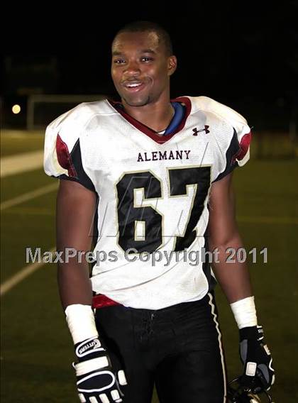 Thumbnail 1 in Loyola vs. Alemany photogallery.