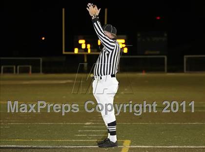 Thumbnail 1 in Loyola vs. Alemany photogallery.
