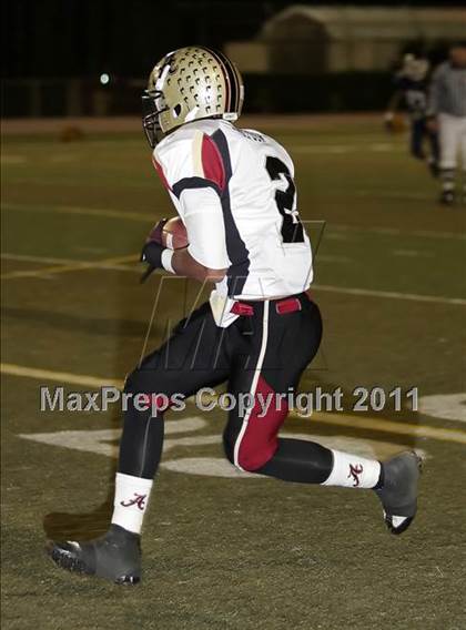 Thumbnail 3 in Loyola vs. Alemany photogallery.