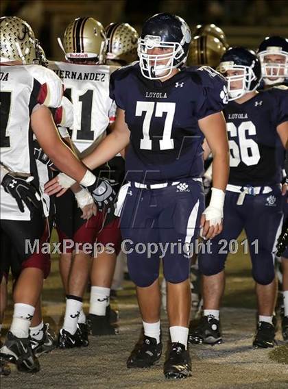 Thumbnail 2 in Loyola vs. Alemany photogallery.