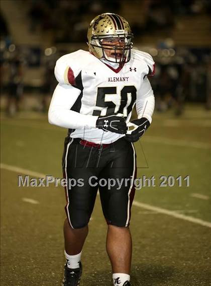 Thumbnail 3 in Loyola vs. Alemany photogallery.