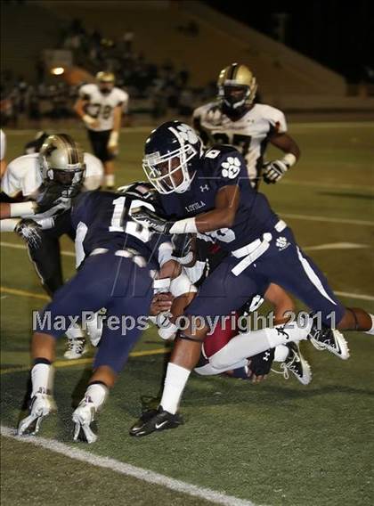 Thumbnail 2 in Loyola vs. Alemany photogallery.
