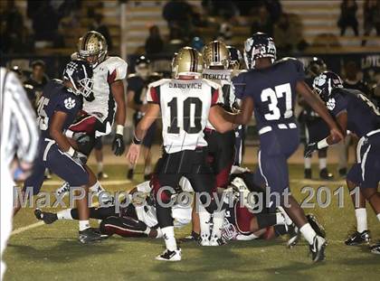 Thumbnail 3 in Loyola vs. Alemany photogallery.