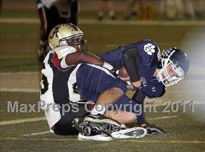 Thumbnail 2 in Loyola vs. Alemany photogallery.