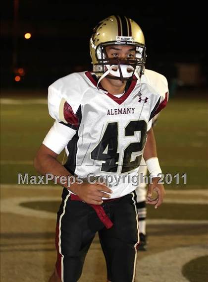 Thumbnail 2 in Loyola vs. Alemany photogallery.
