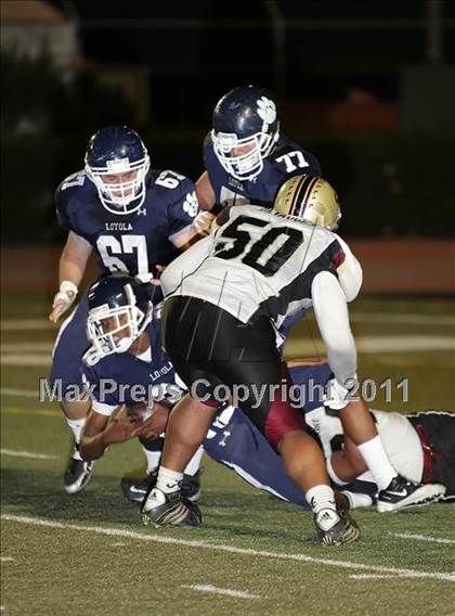 Thumbnail 3 in Loyola vs. Alemany photogallery.