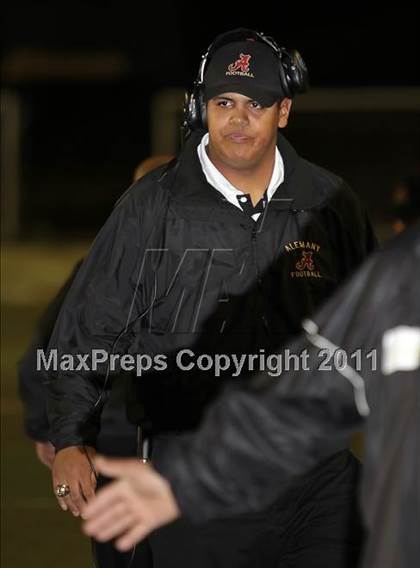 Thumbnail 1 in Loyola vs. Alemany photogallery.