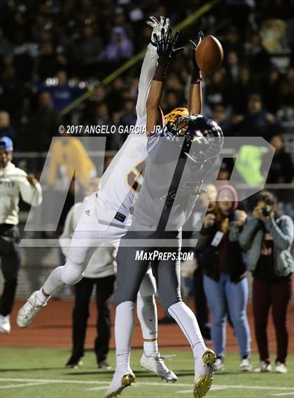 Thumbnail 1 in Liberty vs Freedom (Bell Game) photogallery.
