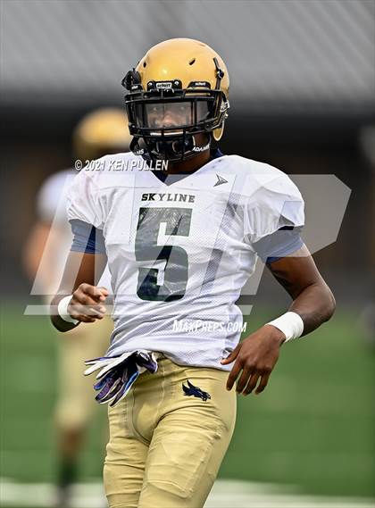 Thumbnail 3 in Independence vs. Skyline photogallery.