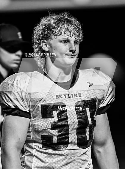 Thumbnail 3 in Independence vs. Skyline photogallery.