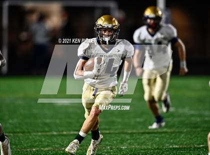 Thumbnail 3 in Independence vs. Skyline photogallery.