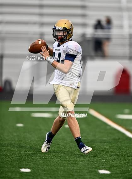 Thumbnail 3 in Independence vs. Skyline photogallery.