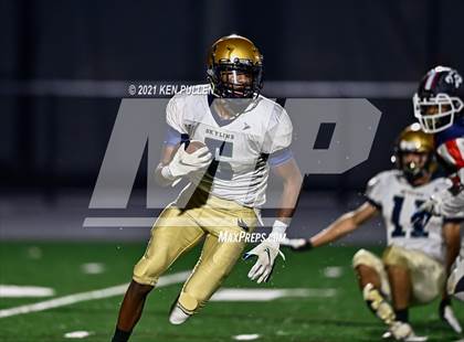 Thumbnail 3 in Independence vs. Skyline photogallery.